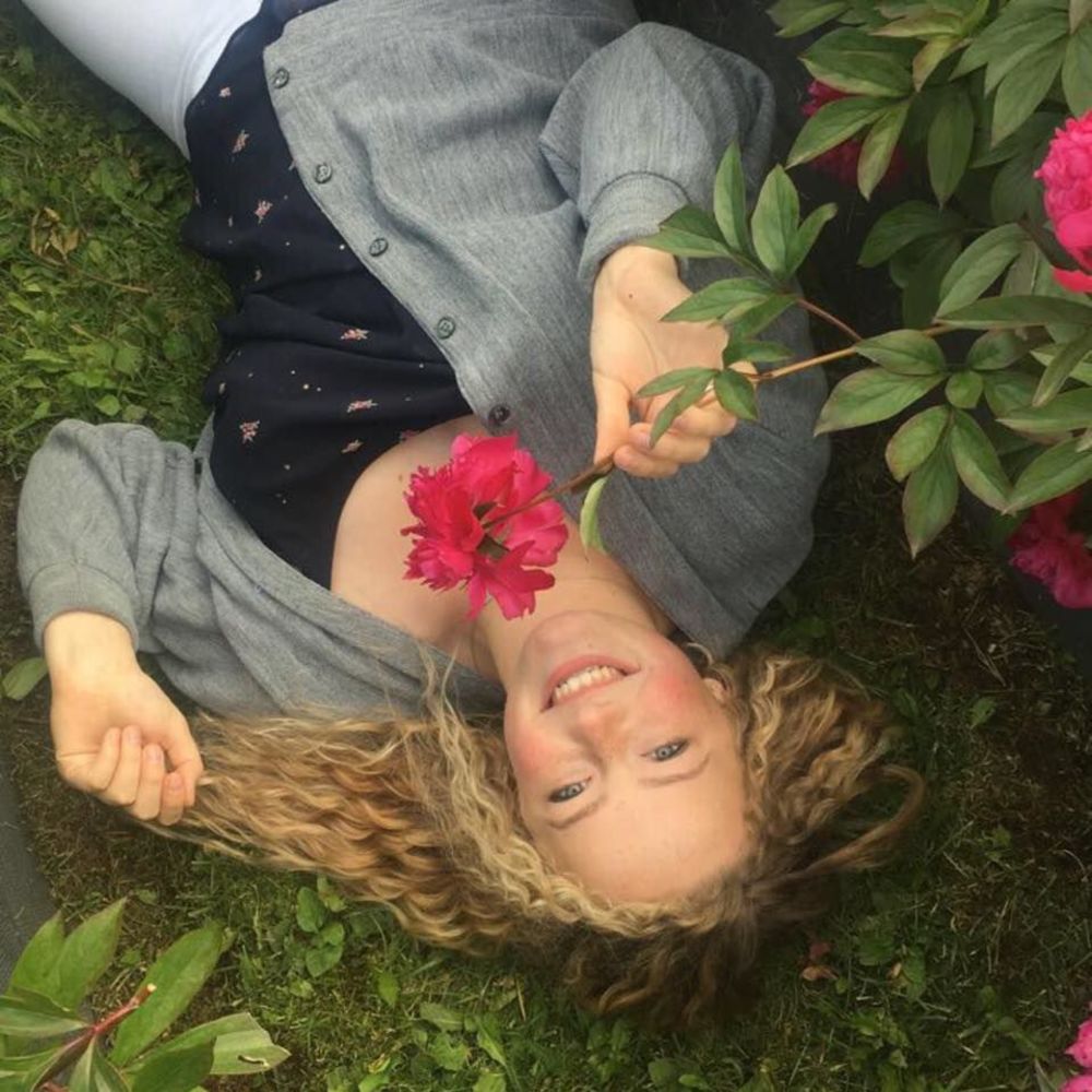 Meet your Posher, Blossom